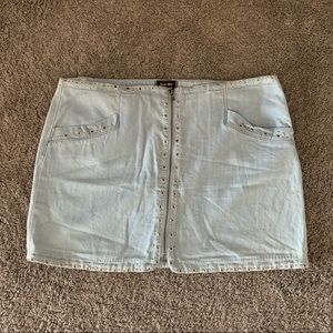 PAIGE Rosie HW Denim Skirt with Grommets Size 32